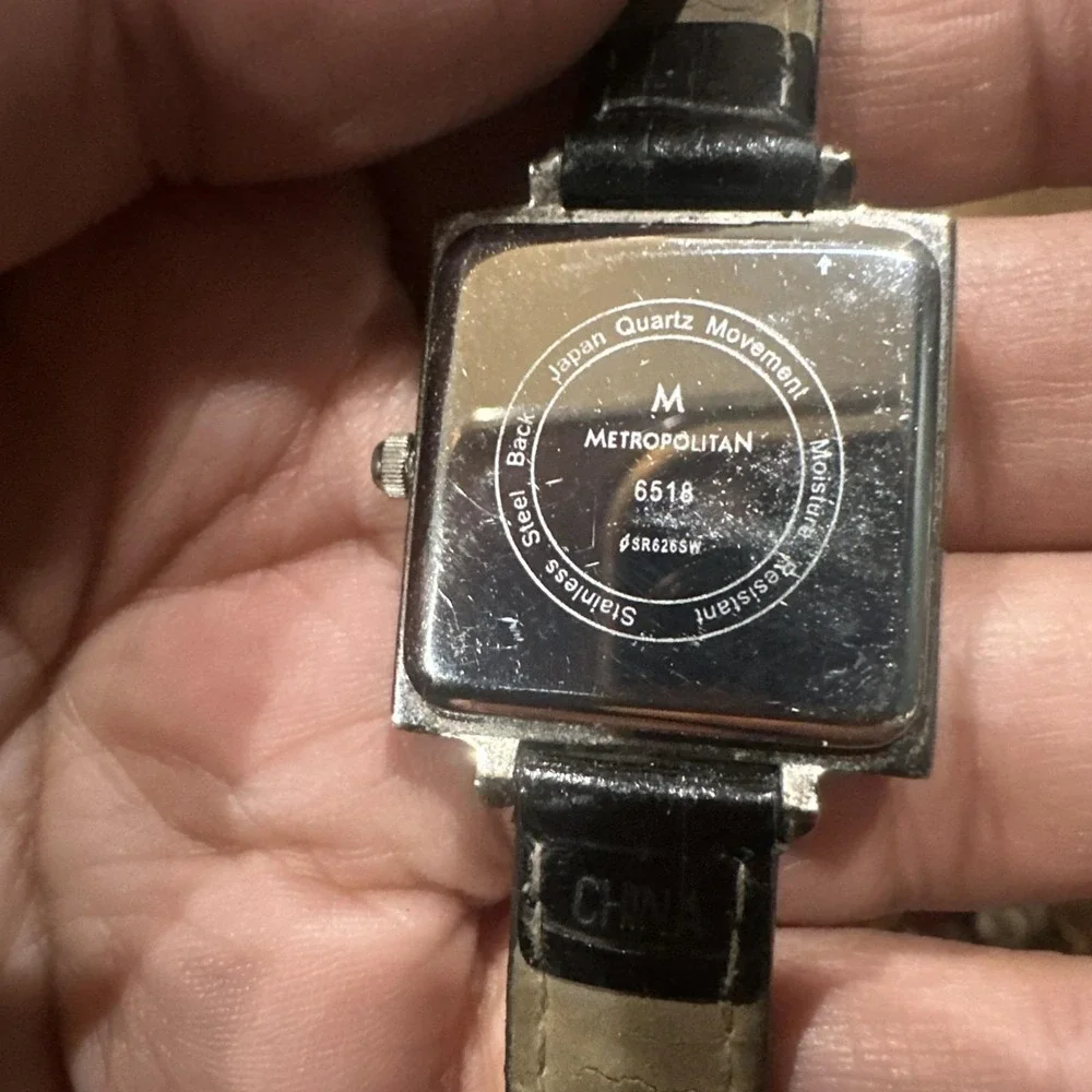 Working‎ Vintage Metropolitian Ladies Watch Quartz Square 27mm Black Leather